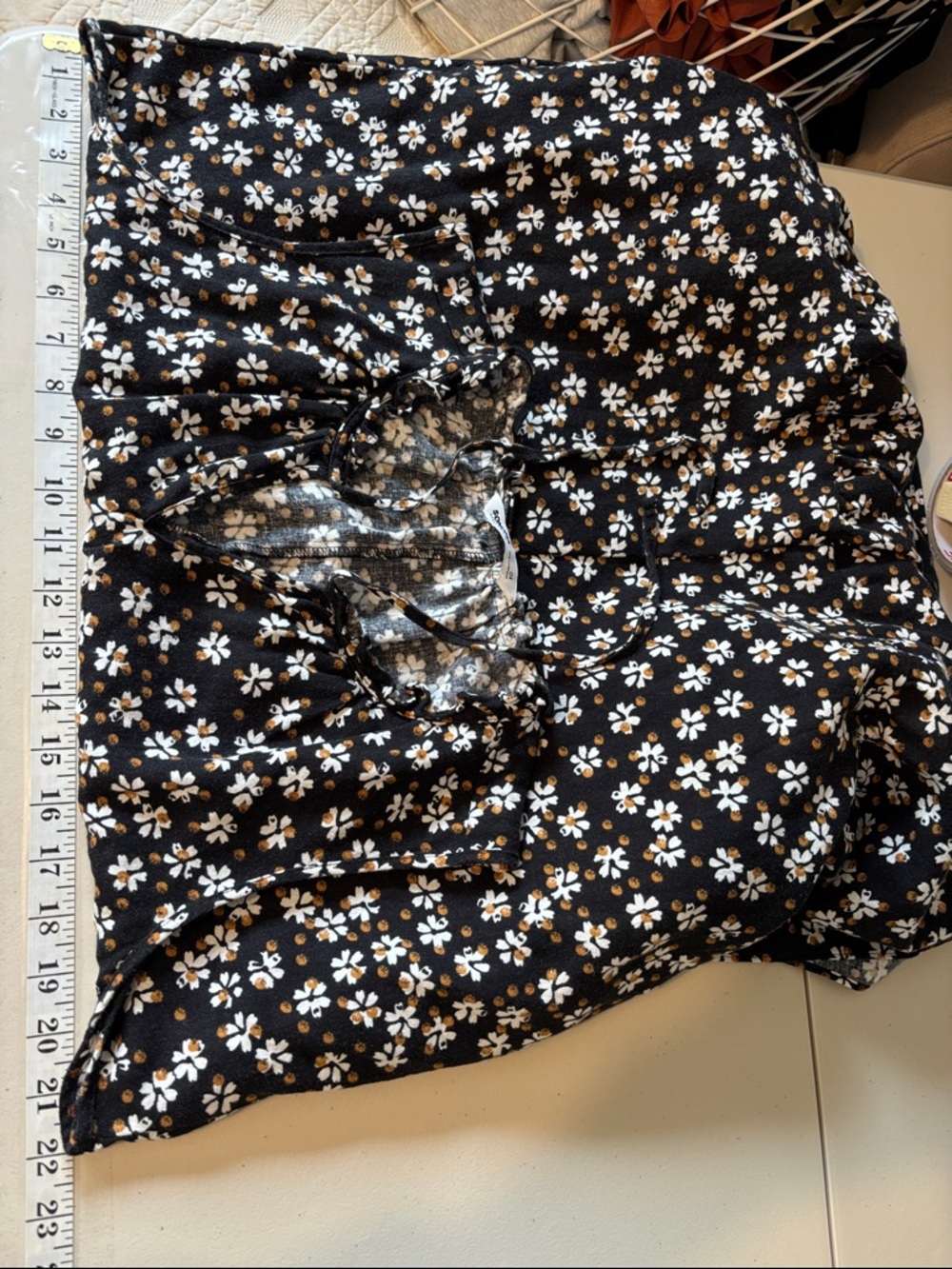 Black Floral Midi Dress Size OX Size 12P White Floral Artsy Feminine Summer - Picture 8 of 9